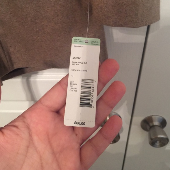 🌟Faux Wool Jacket🌟 - Picture 2 of 3